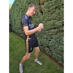 REAL MADRID - Mbappé - černo-zlatý