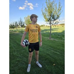 REAL MADRID - Bellingham - oranžový