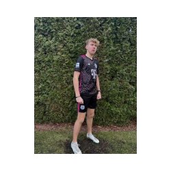 BAYERN MNICHOV - Kane - černo-růžový