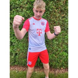 BAYERN MNICHOV - Kane - červeno-bílý