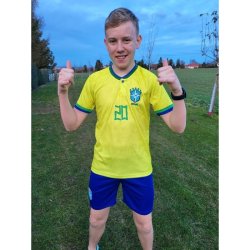 BRAZÍLIE - Vini - žluto-zelený