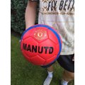  Fotbalový míč - MANCHESTER UNITED - červeno-modrý