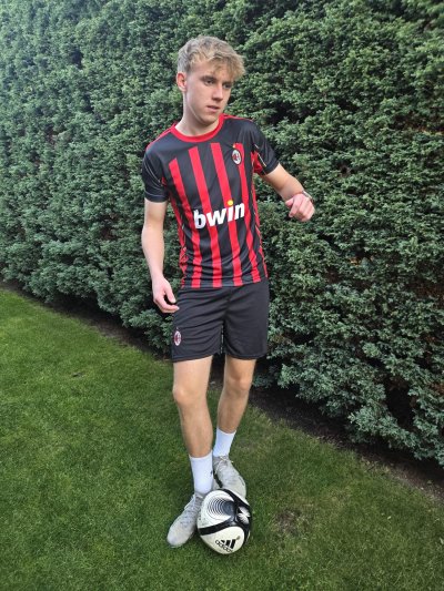  AC MILAN – Kaká – červeno-černý