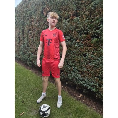  BAYERN MNICHOV - Kane - červeno-černý