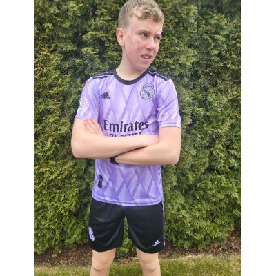  REAL MADRID - Karim Benzema - fialovo-černý